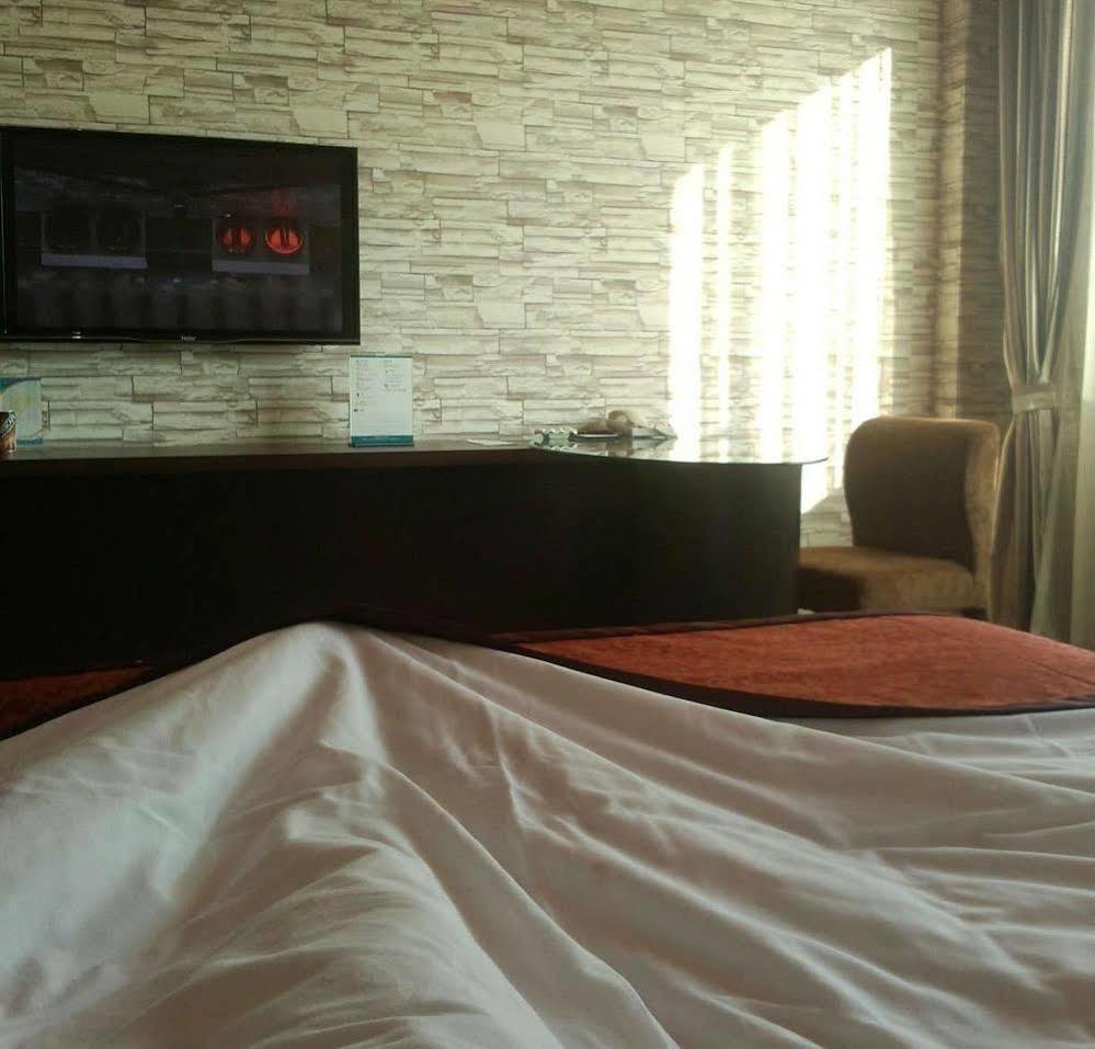 Qingdao Hengxing Hotel Exterior photo