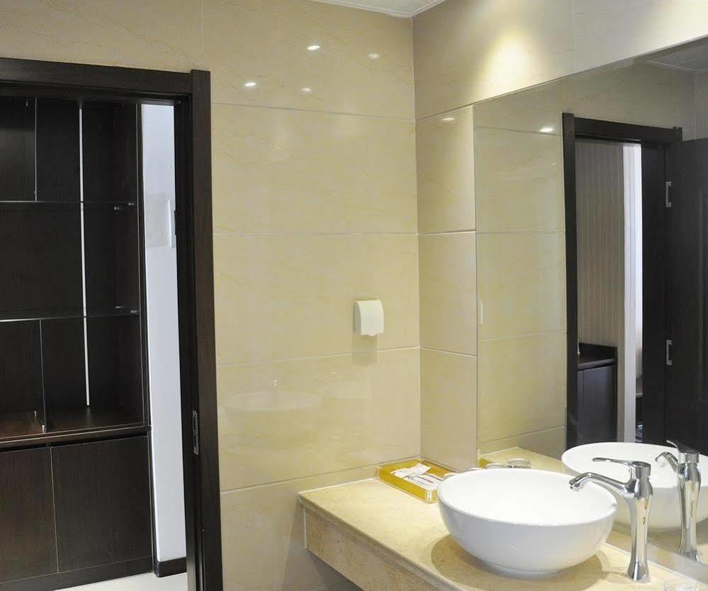 Qingdao Hengxing Hotel Exterior photo